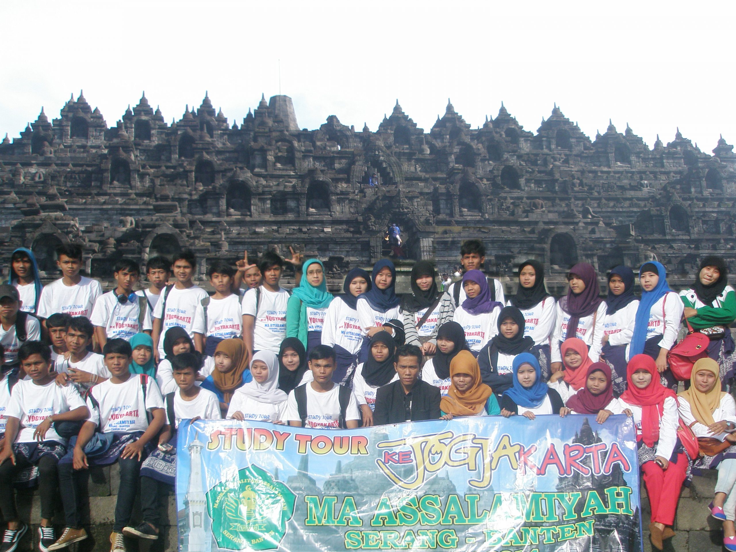 Studi Tour Ke Candi Borobudur