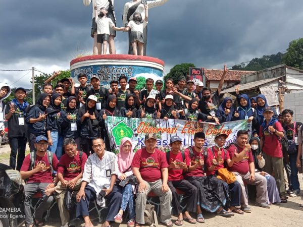 Kegiatan Studi Tour MA Assalamiyah Ke Baduy